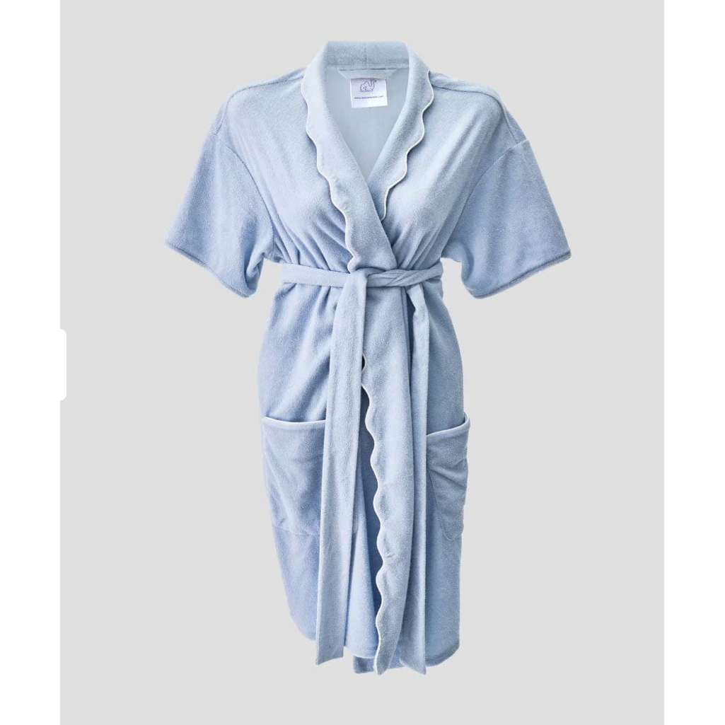 Weezie Short Scallop Robe – Protocol