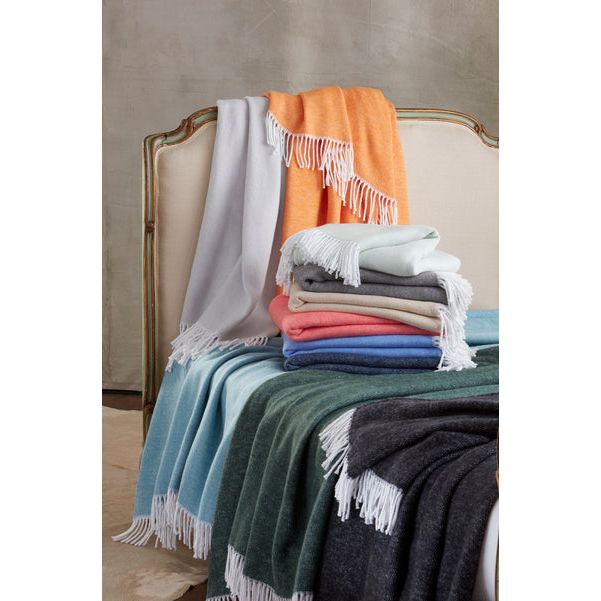 MATOUK Pezzo Throw