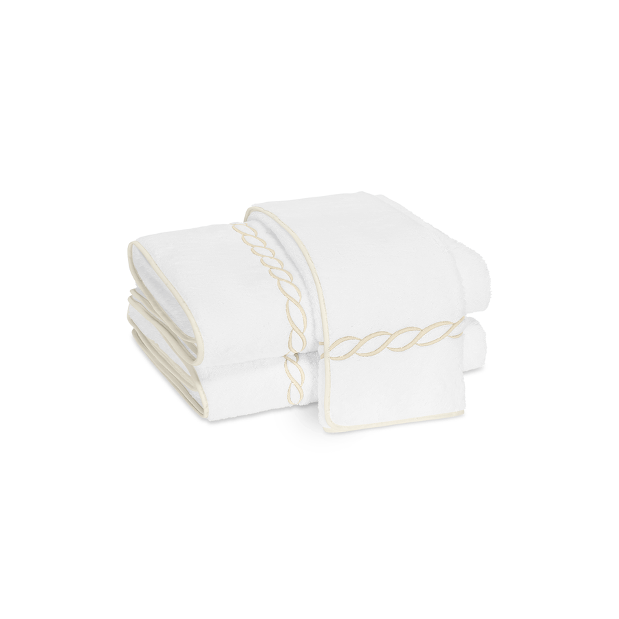 MATOUK New Classic Chain Towel