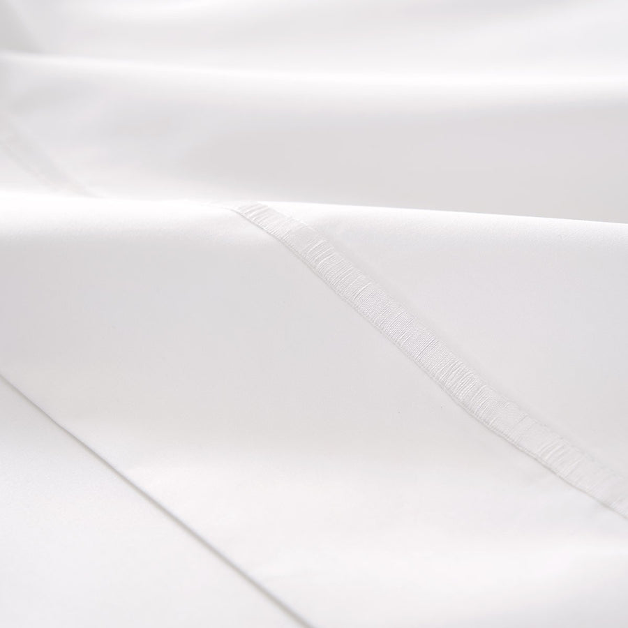 Yves Delorme Athena Full/Queen Flat Sheet in Blanc