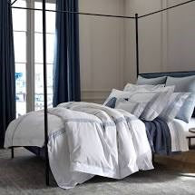 Matouk 'Liana' Standard Cases